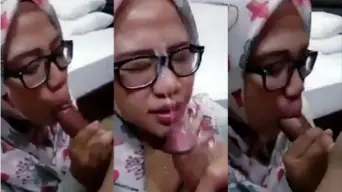 Mahasiswi Hijab Nyepong Crot Dimuka Video by YourPorn